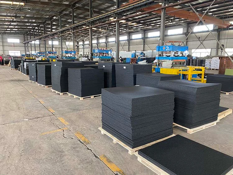 Interlocking Rubber Floor Tiles